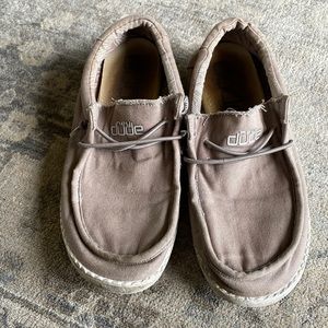 Boys hey dude shoes